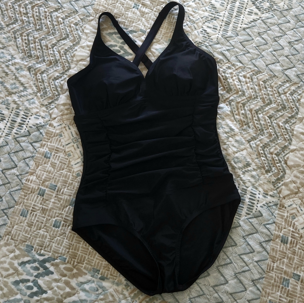 Womens bathing suit